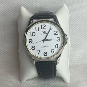 Q&Q by Citizen Quartz Wristwatch 3 Bar Water Resist Round White Face Black Strap